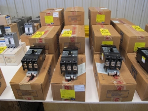 LOT (6) BREAKERS, CIRCUIT TYPE, 225 AMP RATING, 600 AC/250 DC VOLT RATING, 3 POLE, THERMAL MAGNETIC KIND. MOLDED CASE, 225KA FRAME. STATEMENT VENDOR IS AUTHORIZED MFR REPRESENTATIVE DOCUMENT MCCB IS DIRECTLY TRACEABLE TO MFR, PART # KA36225 (W-44) LOADING & HANDLING FEE $5-